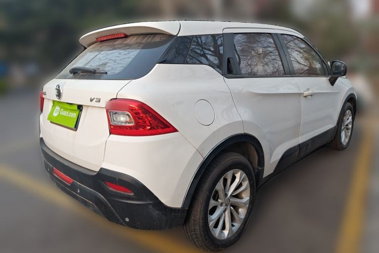 Used Brilliance V3 2015 1.5L Manual Base Version