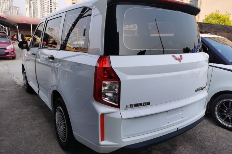 Used Wuling Hongguang PLUS 2019 1.5T Manual Standard Version 7 Seats