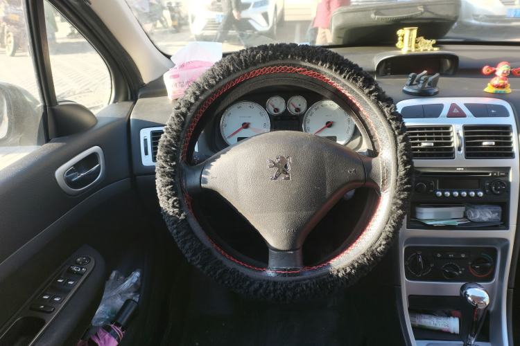 Used Peugeot 307 2010 Sedan 1.6L Automatic Comfort Edition Steering Wheel