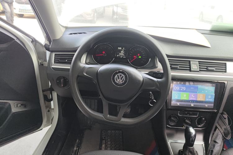 Used Volkswagen Bora 2017 1.6L Automatic Fashion Model