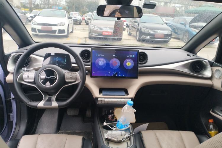 Used BYD Dolphin 2023 420 km Fashion Edition
