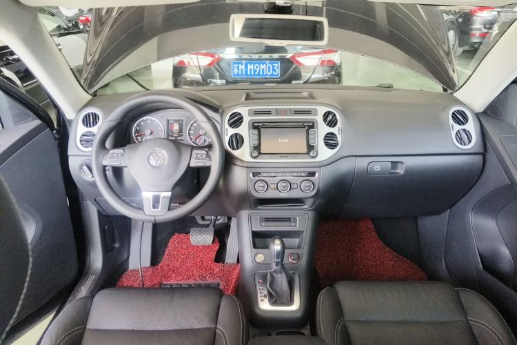 Used Volkswagen Tiguan 2016 300TSI Automatic Two-Wheel Drive Luxury Edition Center Console