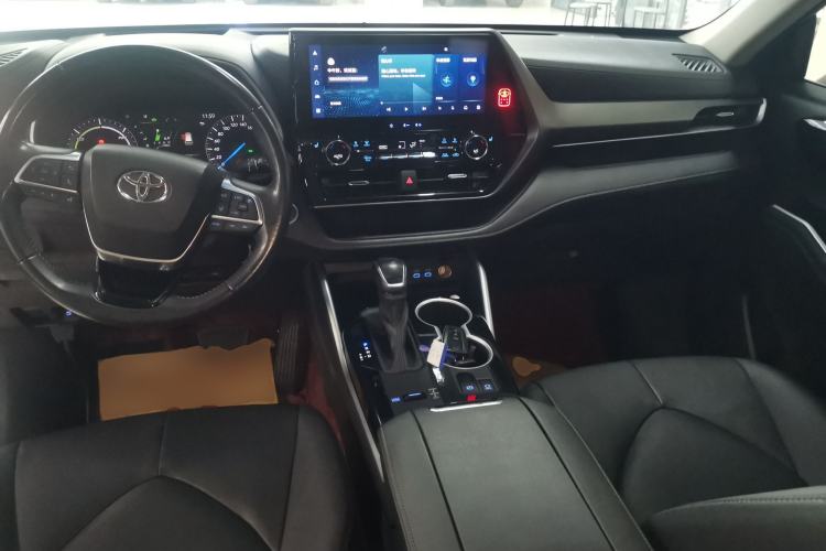 Used Toyota Highlander 2022 Dual-Engine 2.5L Four-Wheel Drive Prestige Version 7 Seats Center Console