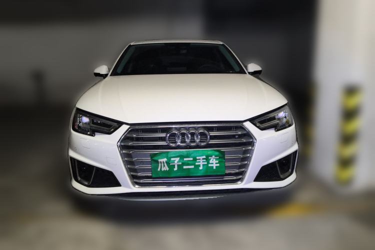 Used Audi A4L 2019 40 TFSI Fashion Edition China VI Emission Standard Front
