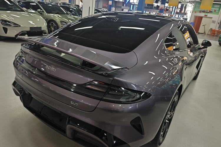 Used Xiaomi Auto SU7 2024 Four-Wheel Drive Ultra-Long Range Advanced Intelligent Driving Max Edition
