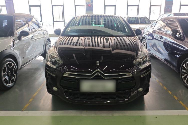 Used DS 5 2014 1.6T Luxury Edition THP160