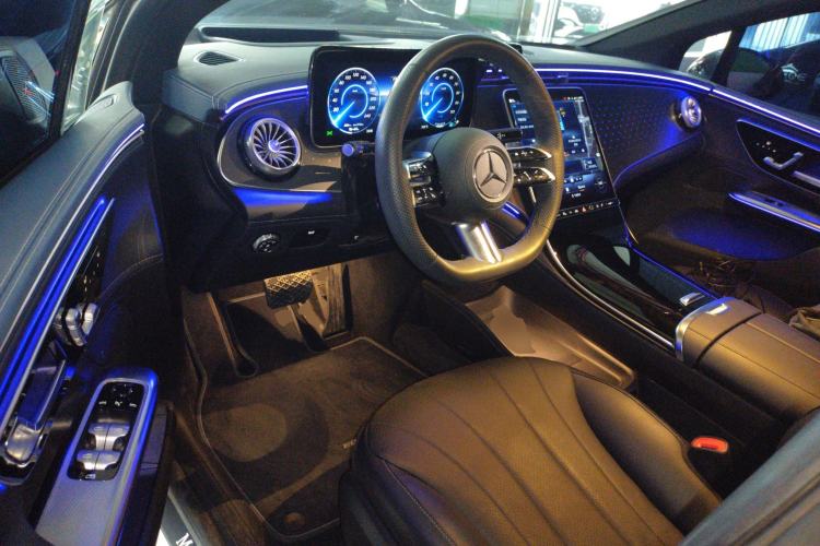 Used Mercedes-Benz EQE 2022 350 First Edition Special Version
