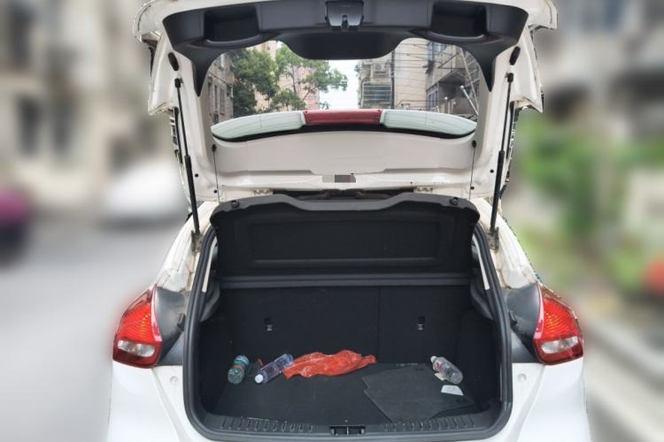 Used Ford Focus 2017 Hatchback 1.6L Automatic Fashion Edition Smart Drive Version