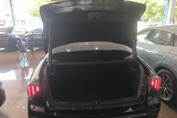 Used Lynk & Co 03 2023 1.5TD DCT JingPro
