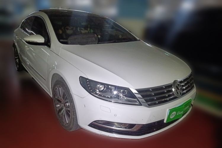 Used Volkswagen FAW-Volkswagen CC 2015 2.0 TSI Ultimate Model Front Right 45 Deg