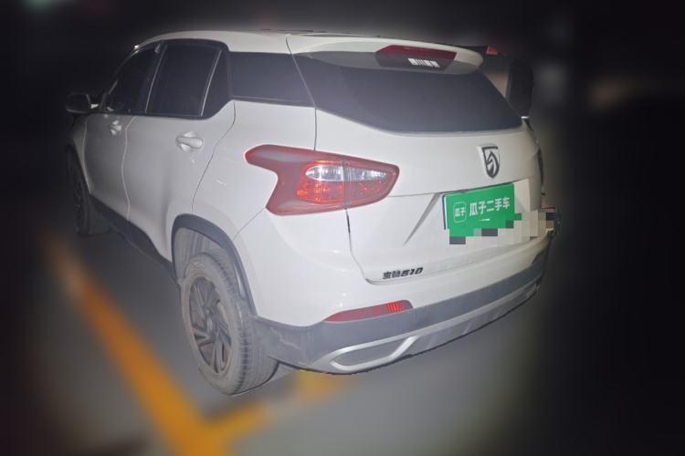 Used Baojun 510 2017 1.5L manual Comfort trim