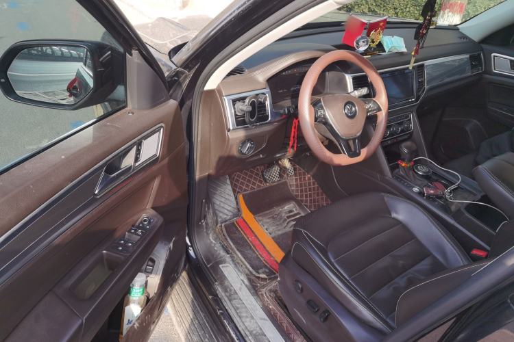 Used Volkswagen Teramont 2019 330TSI Two-Wheel-Drive Luxury Edition China VI Standard Driver Seat