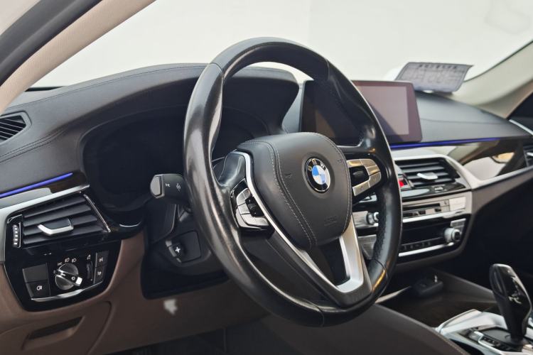 Used BMW 5 Series 2019 Facelifted 525Li Luxury Package