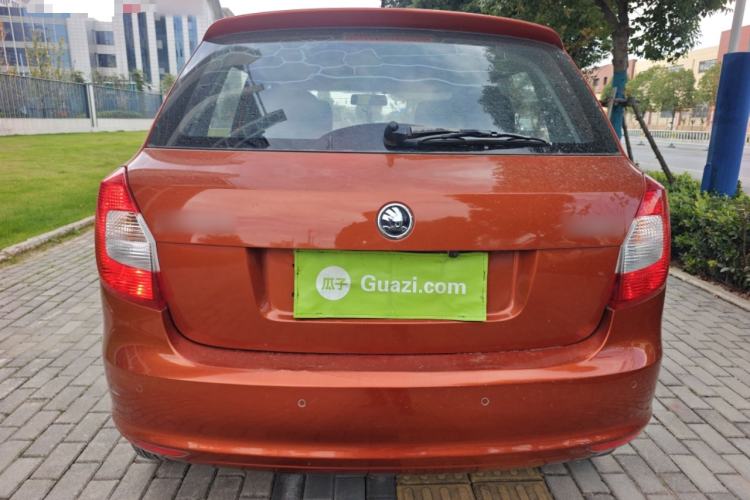 Used Skoda Fabia 2014 1.4L Automatic Crystal Edition