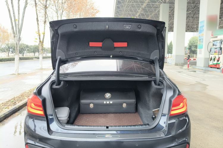 Used BMW 5 Series 2020 530Li Leading Model M Sport Package
