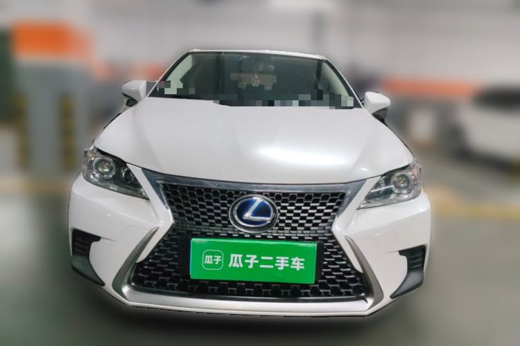 Used Lexus CT 2017 CT200h Elite Edition Solid Color China V Standard Front
