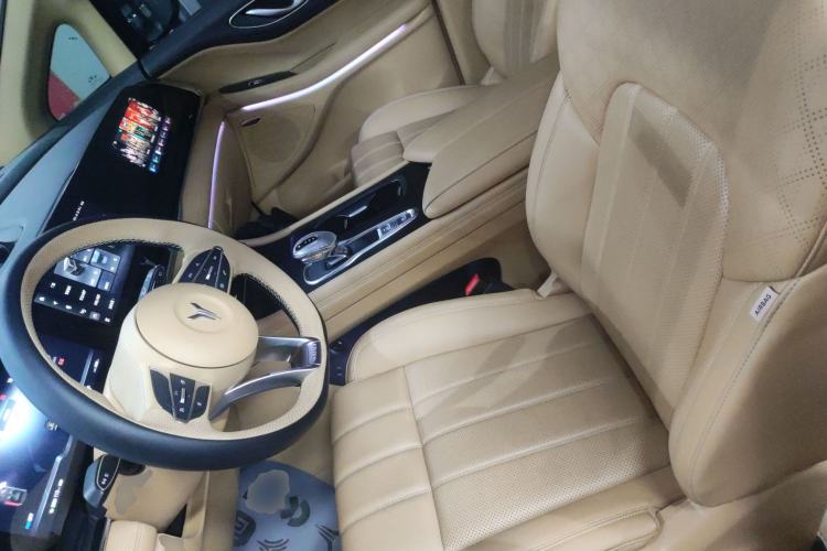 Used VOYAH Dream 2022 0-Emission Version Range of 475 km
