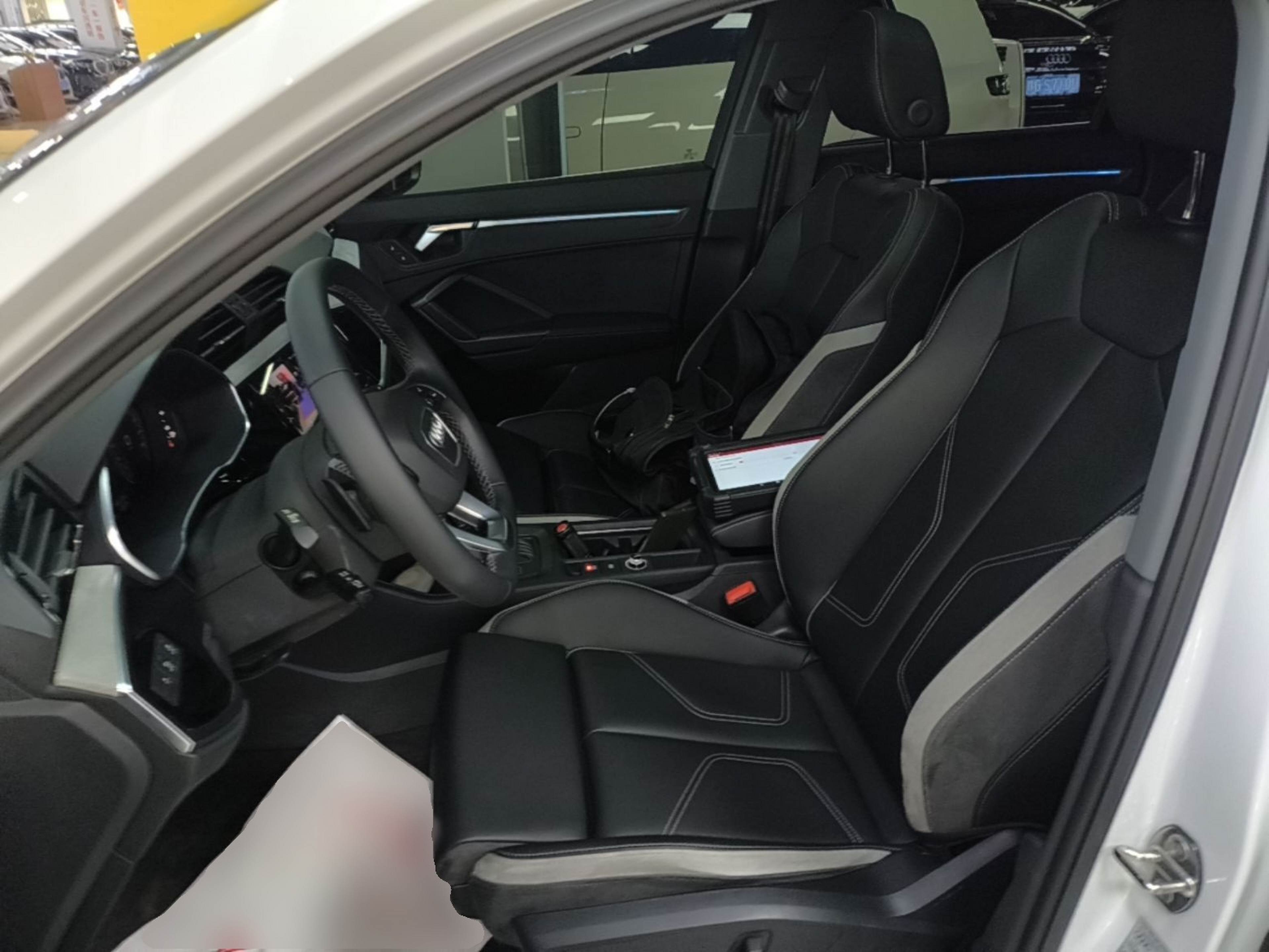 Interior delantero