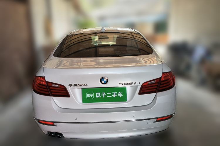 Used BMW 5 Series 2014 525Li Luxury Design Package
