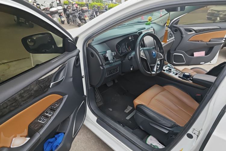 Used BYD Qin New Energy 2017 1.5T Luxury Model