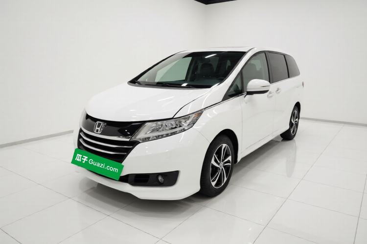 Used Honda Odyssey 2015 Revised Version 2.4L Supreme Edition