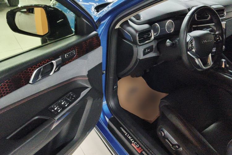 Used Lynk & Co 02 2018 1.5T DCT Two-Wheel Drive Pro Version China V Emission Standard
