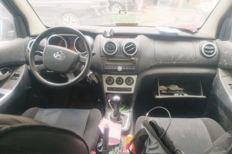 Used CHANGAN KAICHENG Ounuo S 2015 1.5L Jin Ouno Standard Model Center Console