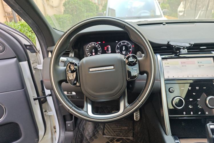 Used Land Rover Discovery Sport 2020 249 PS R-Dynamic Luxury Custom Edition Steering Wheel
