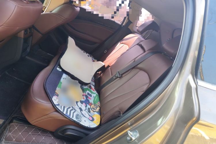 Used Buick Envision 2018 28T Four-Wheel Drive Luxury Model
