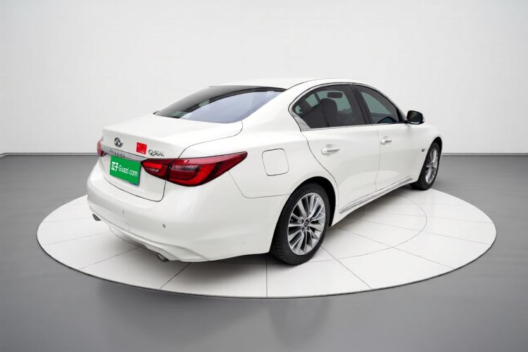 Used Infiniti Q50L 2018 2.0T Enjoyment Version China VI Standard
