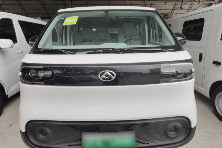 Used SAIC MAXUS Dana V1 2025 Low-Roof Multi-Function Version 42 kWh Front