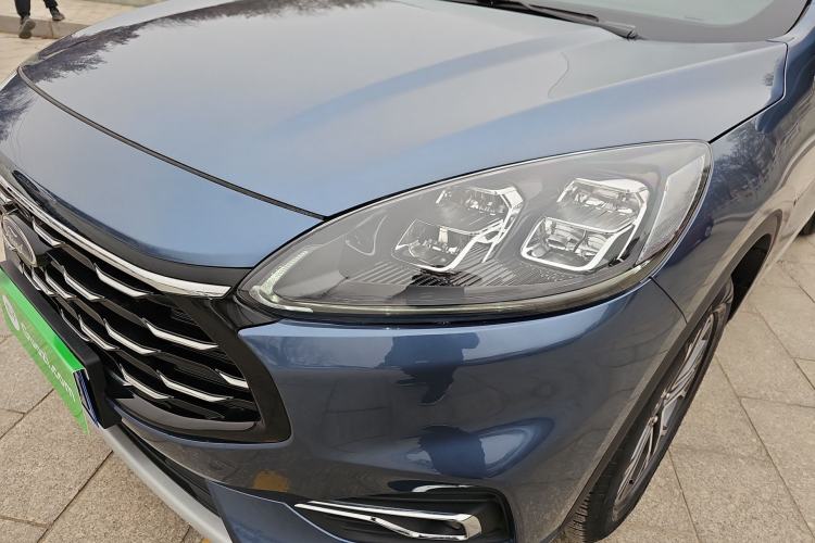 Used Ford Escape 2020 EcoBoost 245 Four-Wheel Drive Titanium Edition
