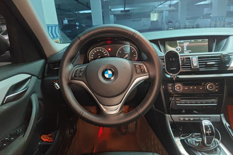 Used BMW X1 2014 sDrive18i Leading Model Steering Wheel