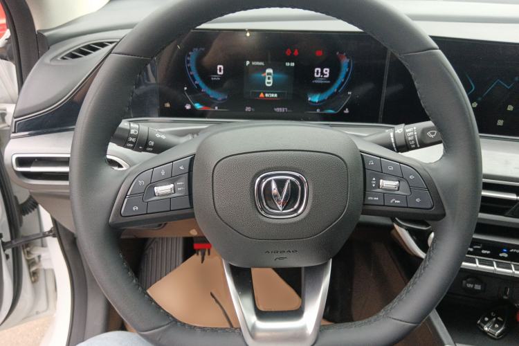 Used CHANGAN Eado 2021 PLUS Blue Whale NE 1.4T GDI DCT Prestige Model Steering Wheel