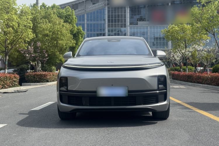 Used Li Auto L8 2023 Pro Model Exterior 6