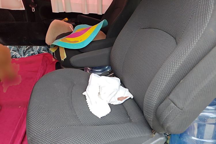 Used JAC Group Refine 2008 2.0L Shuttle Gasoline Basic Version with Single Air Conditioner Left Rear Seat