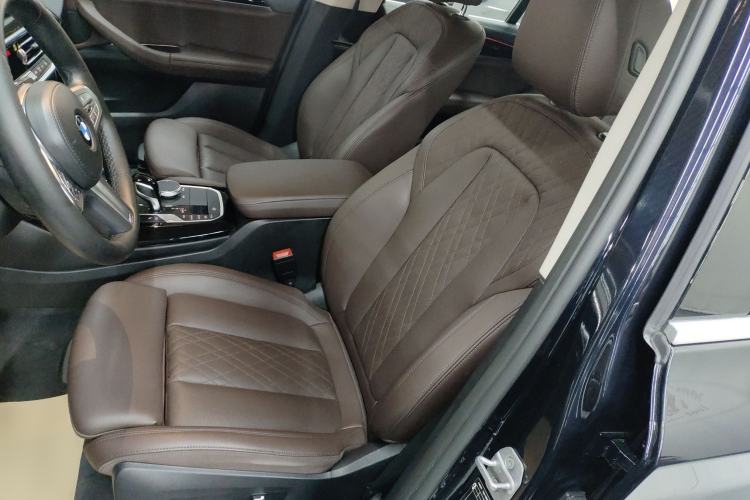 Used BMW X3 2023 xDrive25i M Sport Package Left Front Seat