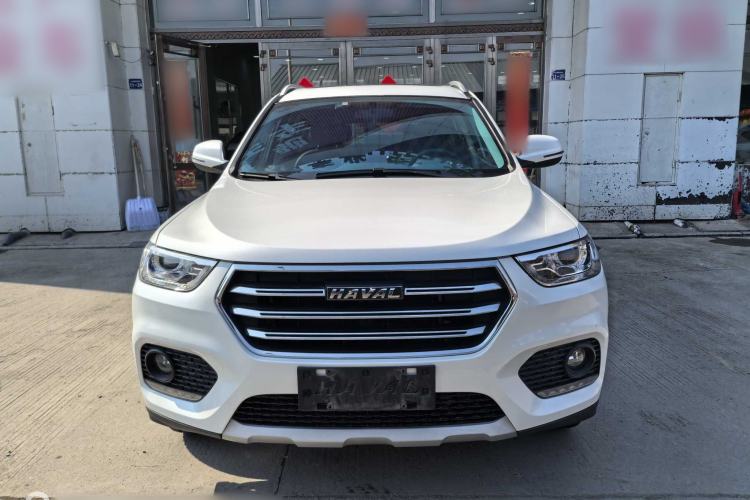 Used Haval H2 2018 Chuanxiang Edition 1.5T Dual-Clutch Two-Wheel Drive Fashion Model China V Standard