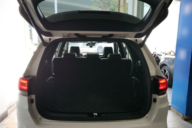 Used Kia KX7 2017 2.0T Automatic All-Wheel Drive LUX 7-Seater