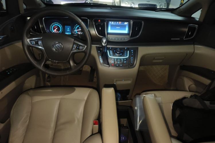 Used Buick GL8 2011 2.4L LT Luxury Business Executive Edition