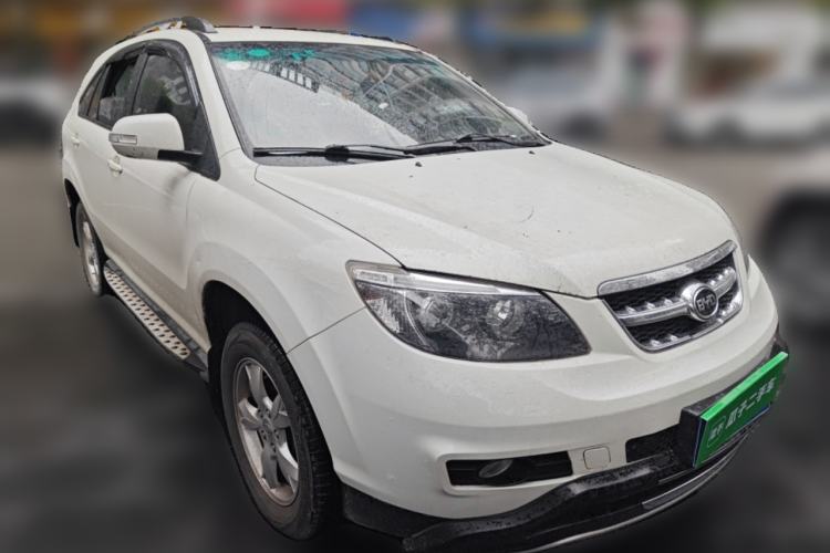 Used BYD S6 2013 Platinum Edition 2.0L Manual Luxury Model
