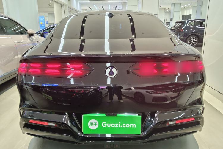 Used Denza Z9 2024 1100 km All-Wheel-Drive Ultra Version