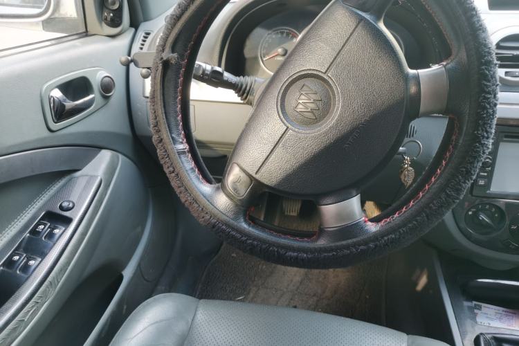 Used Buick Excelle 2008 HRV 1.6 LE - MT Navi
