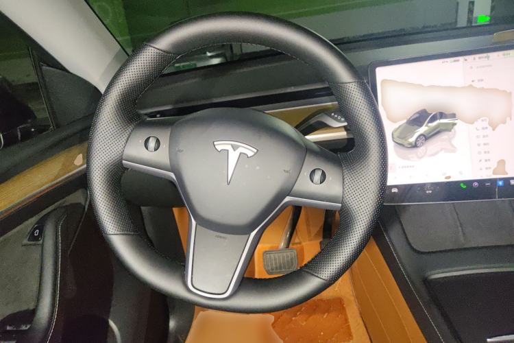 Used Tesla Model Y 2022 Rear-Wheel-Drive Version

