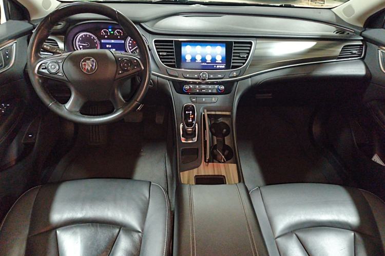 Used Buick LaCrosse 2022 652T Luxury Version Center Console