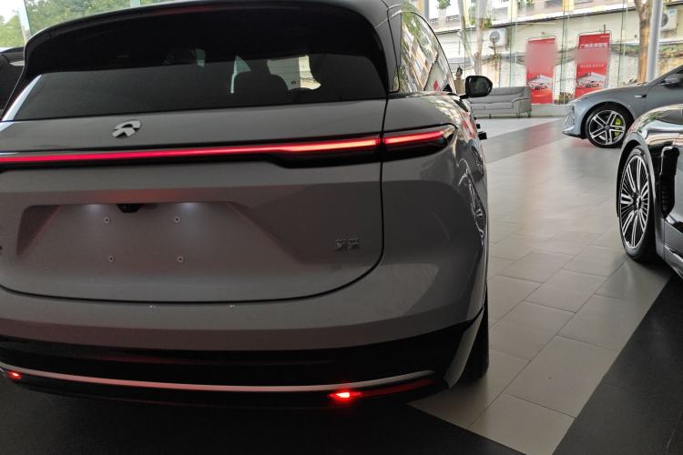 Used Nio ES6 2025 75 kWh Right Rear Taillight