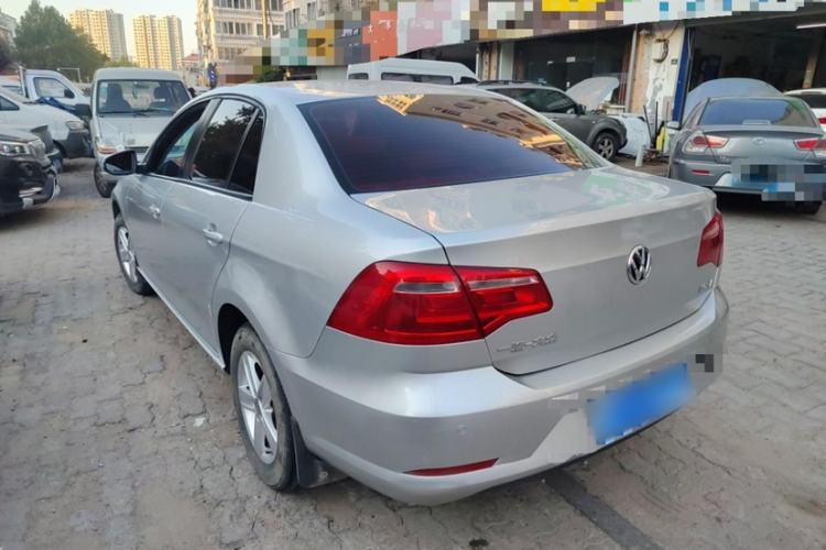 Used Volkswagen Bora 2013 1.6L Manual Fashion Edition