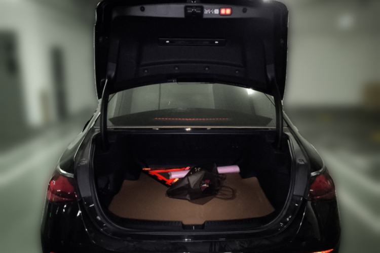 Used Mercedes-Benz E-Class 2025 E 300 L Luxury Model Trunk