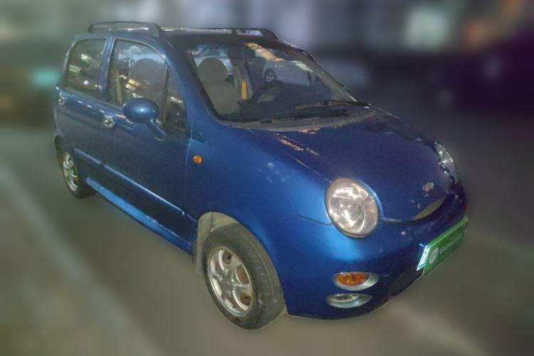 Used Chery QQ3 2012 Stylish Edition 1.0L Manual Start-Up Model Front Right 45 Deg