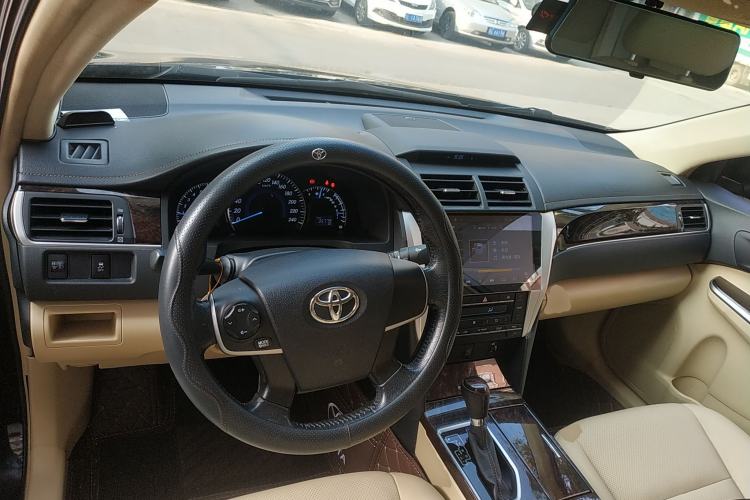 Used Toyota Camry 2016 2.0G 10th Anniversary Leading Edition